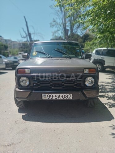 LADA (VAZ) Niva 2014, 160,000 km - 1.7 л - 