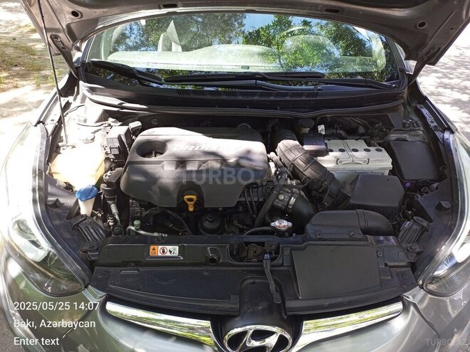 Hyundai Avante 2015, 260,000 km - 1.6 л - Bakı