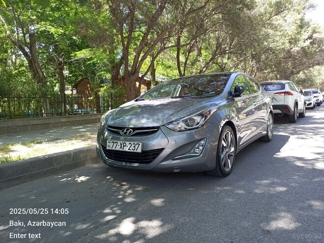 Hyundai Avante 2015, 260,000 km - 1.6 л - Bakı