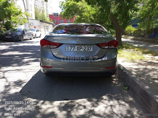 Hyundai Avante 2015, 260,000 km - 1.6 л - Bakı