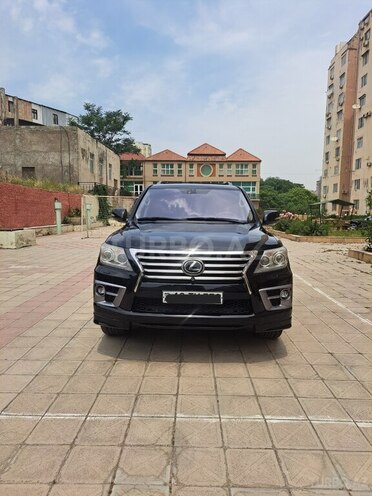 Lexus LX 570-1