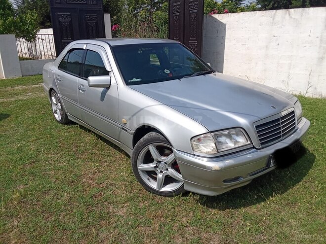 Mercedes C 240 1998, 232,190 km - 2.4 л - Saatlı
