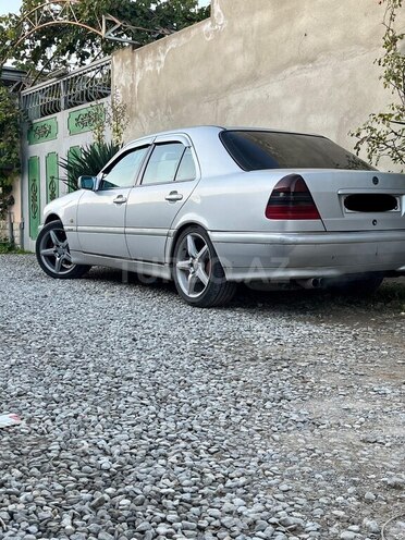 Mercedes C 240 1998, 232,190 km - 2.4 л - Saatlı