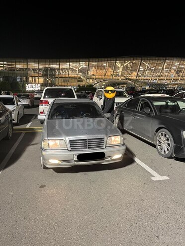Mercedes C 240 1998, 232,190 km - 2.4 л - Saatlı