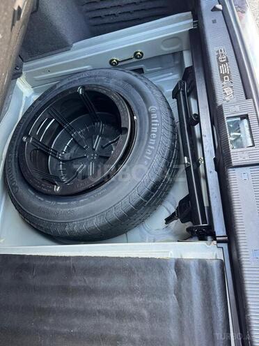 Mercedes E 240 1998, 193,500 km - 2.4 l - Sumqayıt