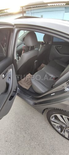 Hyundai Elantra 2015, 89,000 km - 1.8 л - Bakı