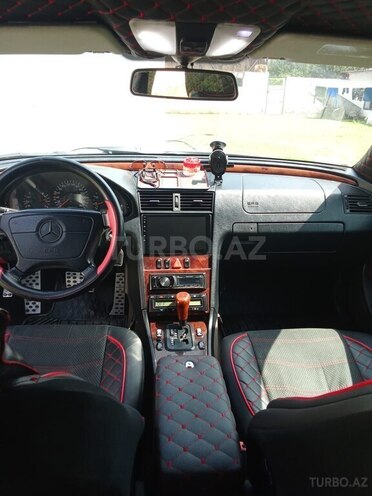 Mercedes C 240 1998, 232,190 km - 2.4 л - Saatlı