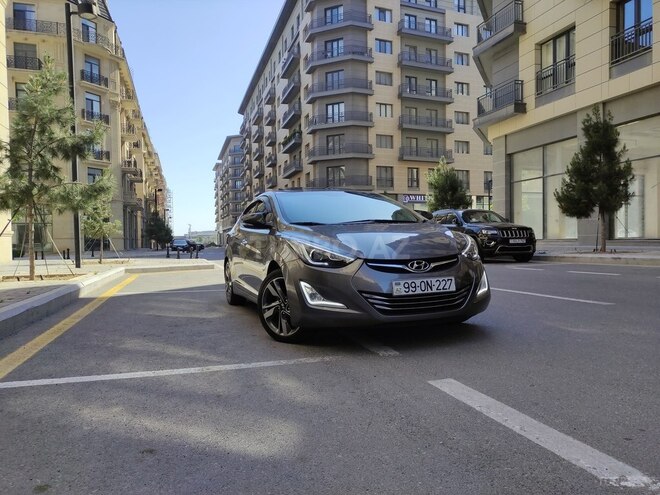 Hyundai Elantra 2015, 89,000 km - 1.8 л - Bakı