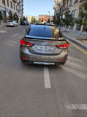 Hyundai Elantra 2015, 89,000 km - 1.8 л - Bakı
