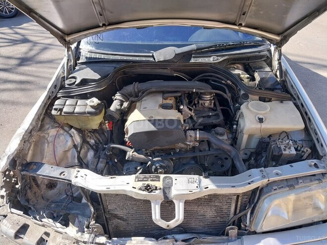 Mercedes C 200 1998, 521,147 km - 2.0 л - Bakı