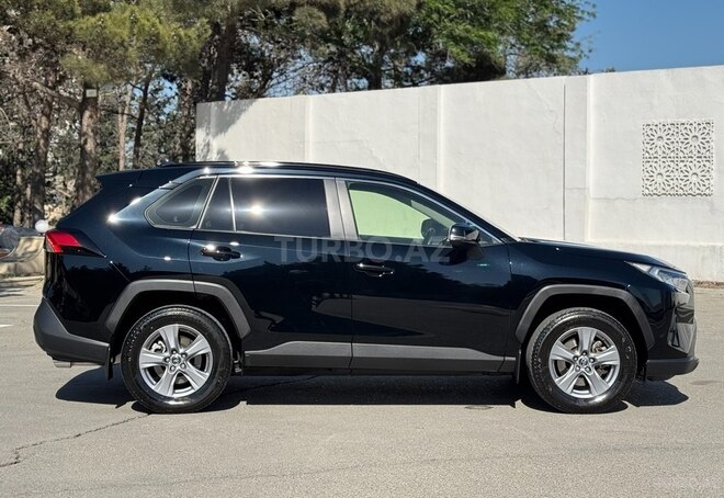 Toyota RAV4 2023, 38,000 km - 2.0 л - Bakı