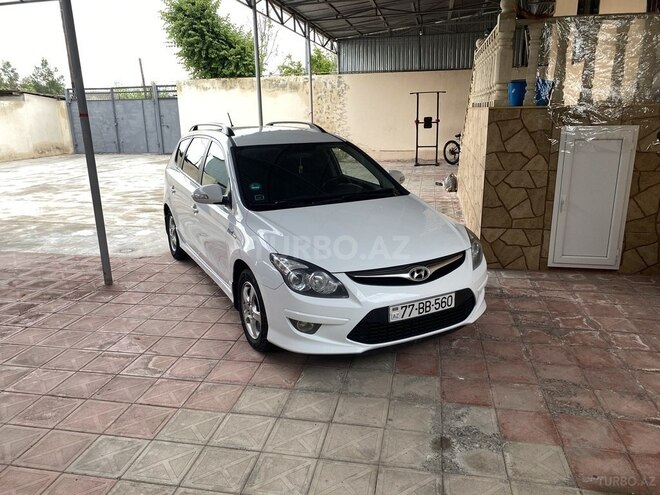 Hyundai i30 2010, 280,000 km - 1.6 л - Bakı