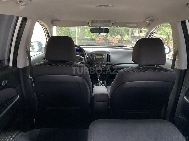 Hyundai i30 2010, 280,000 km - 1.6 л - Bakı