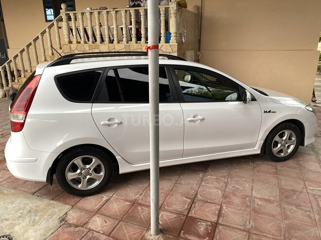 Hyundai i30 2010, 280,000 km - 1.6 л - Bakı