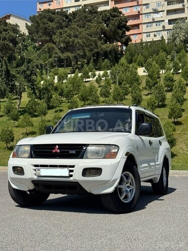 Mitsubishi Pajero 2001, 317,000 km - 3.5 l - Bakı