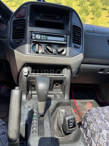 Mitsubishi Pajero 2001, 317,000 km - 3.5 l - Bakı