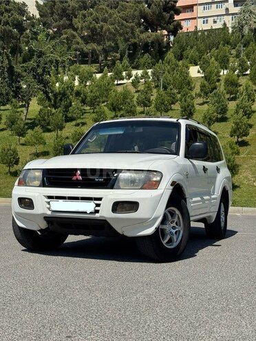 Mitsubishi Pajero 2001, 317,000 km - 3.5 l - Bakı