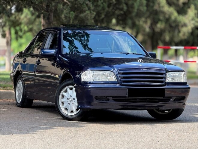 Mercedes C 180 1998, 299,000 km - 1.8 l - Gəncə