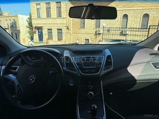 Hyundai Elantra 2015, 220,000 km - 1.8 l - Bakı