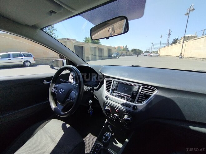 Hyundai Accent 2021, 88,669 km - 1.6 l - Bakı