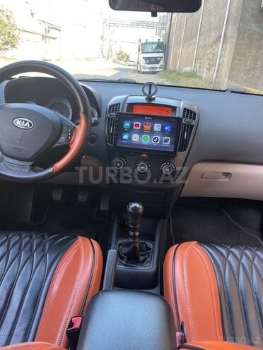 Kia  2008, 250,682 km - 1.6 l - Bakı
