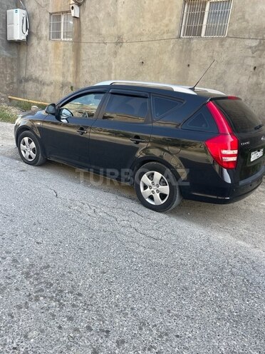 Kia  2008, 250,682 km - 1.6 l - Bakı