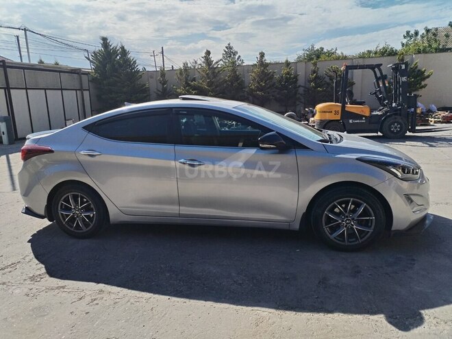 Hyundai Elantra 2015, 141,622 km - 1.8 l - Bakı