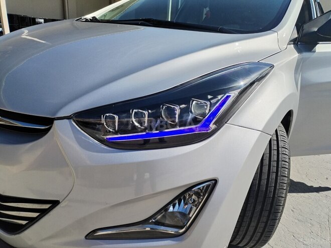 Hyundai Elantra 2015, 141,622 km - 1.8 l - Bakı