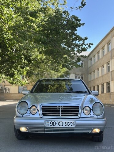 Mercedes E 240 1999, 450,000 km - 2.4 l - Bakı