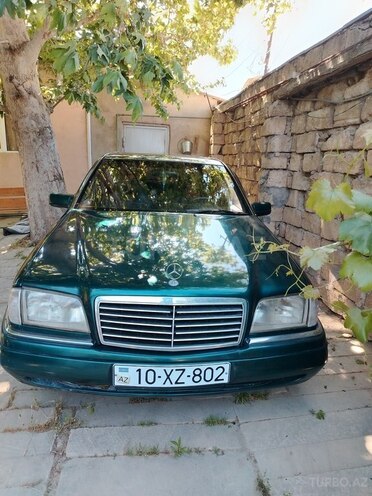 Mercedes E 220 d 1995, 450,000 km - 2.2 l - Bakı