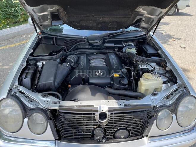 Mercedes E 240 1998, 224,000 km - 2.4 l - Gəncə