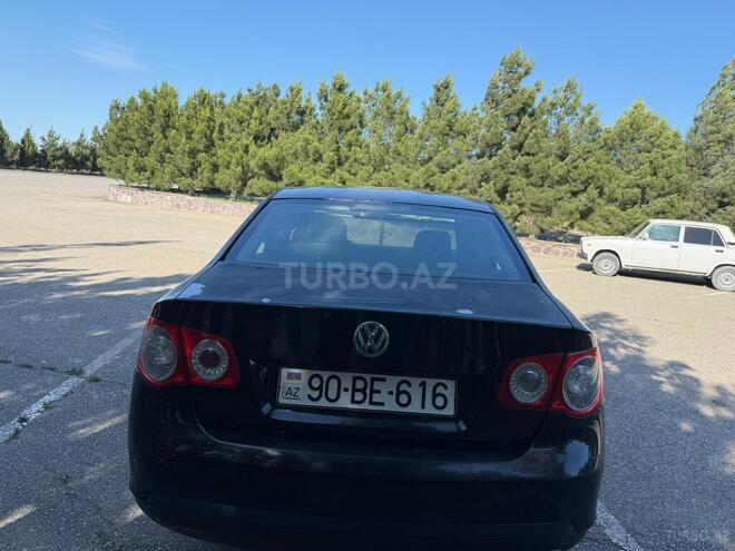Volkswagen Jetta-4