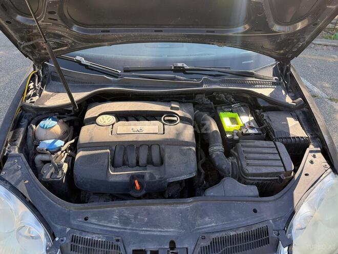 Volkswagen Jetta-10