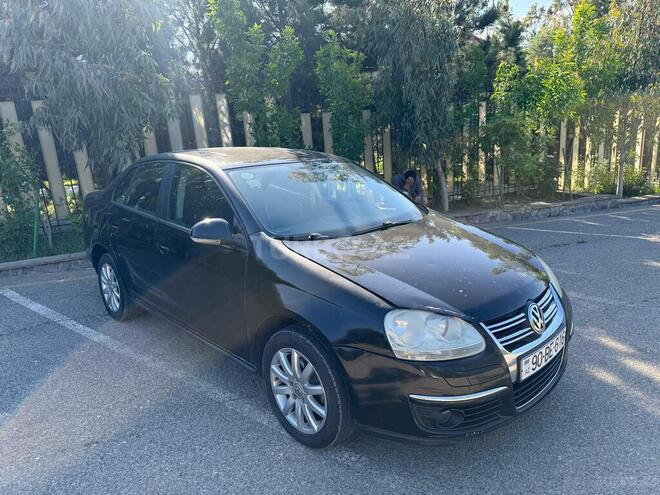 Volkswagen Jetta-5