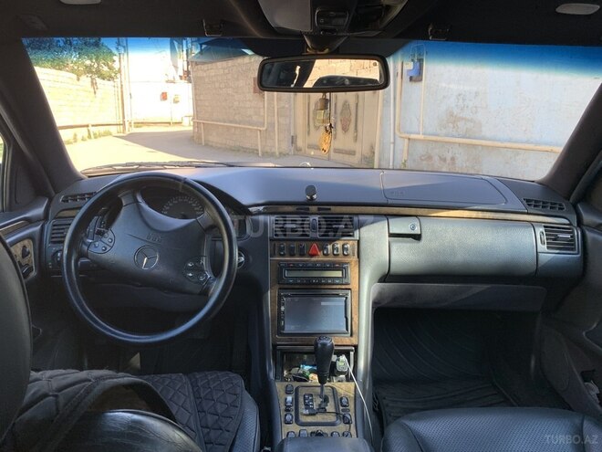Mercedes E 320 2000, 396,000 km - 3.2 l - Bakı