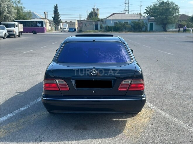 Mercedes E 200 2001, 310,000 km - 2.0 l - Bakı