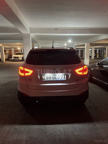 Hyundai ix35 2013, 104,000 km - 2.0 l - Bakı