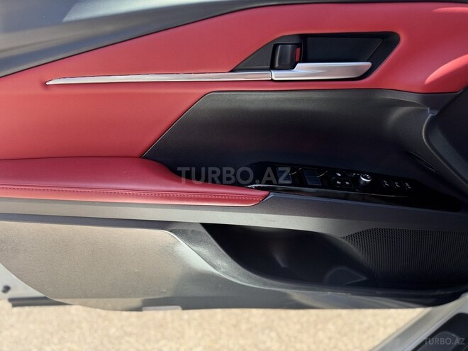 Toyota Camry 2024, 10,000 km - 2.0 l - Bakı