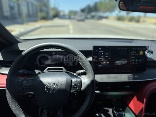 Toyota Camry 2024, 10,000 km - 2.0 l - Bakı