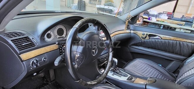 Mercedes E 270 2004, 480,000 km - 2.7 l - Bakı