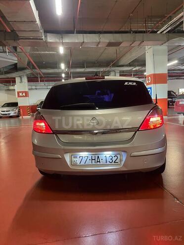 Opel Astra 2008, 270,000 km - 1.4 l - Bakı