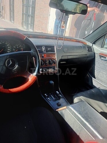 Mercedes C 270 1995, 300,000 km - 2.7 l - Bakı