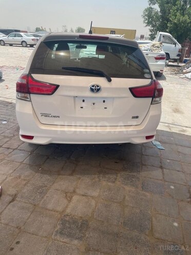 Toyota Corolla Fielder 2019, 144,000 km - 1.5 l - Bakı
