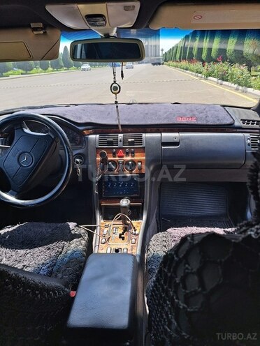 Mercedes E 220 d 1999, 360,000 km - 2.2 l - Bakı