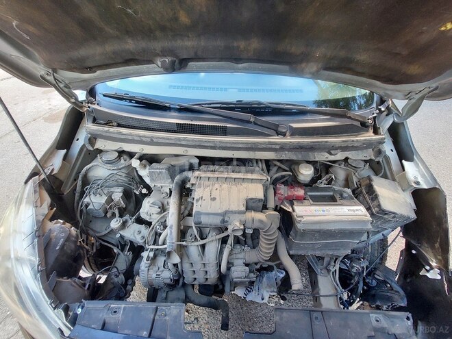 Mitsubishi Mirage 2015, 145,000 km - 1.2 л - Bakı