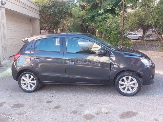 Mitsubishi Mirage 2015, 145,000 km - 1.2 л - Bakı