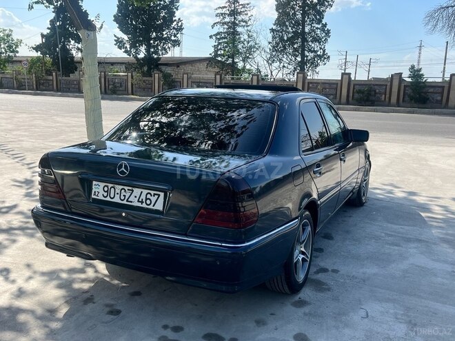 Mercedes C 180 1997, 180,000 km - 1.8 l - Ucar