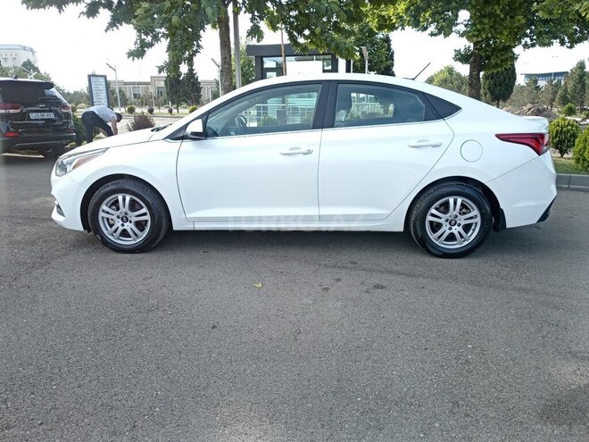 Hyundai Accent 2020, 186,362 km - 1.6 л - Gəncə