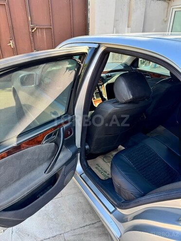 Mercedes E 270 2001, 763,663 km - 2.7 л - Bakı