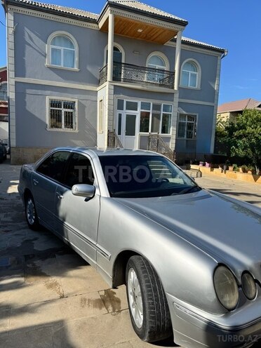 Mercedes E 270 2001, 763,663 km - 2.7 л - Bakı